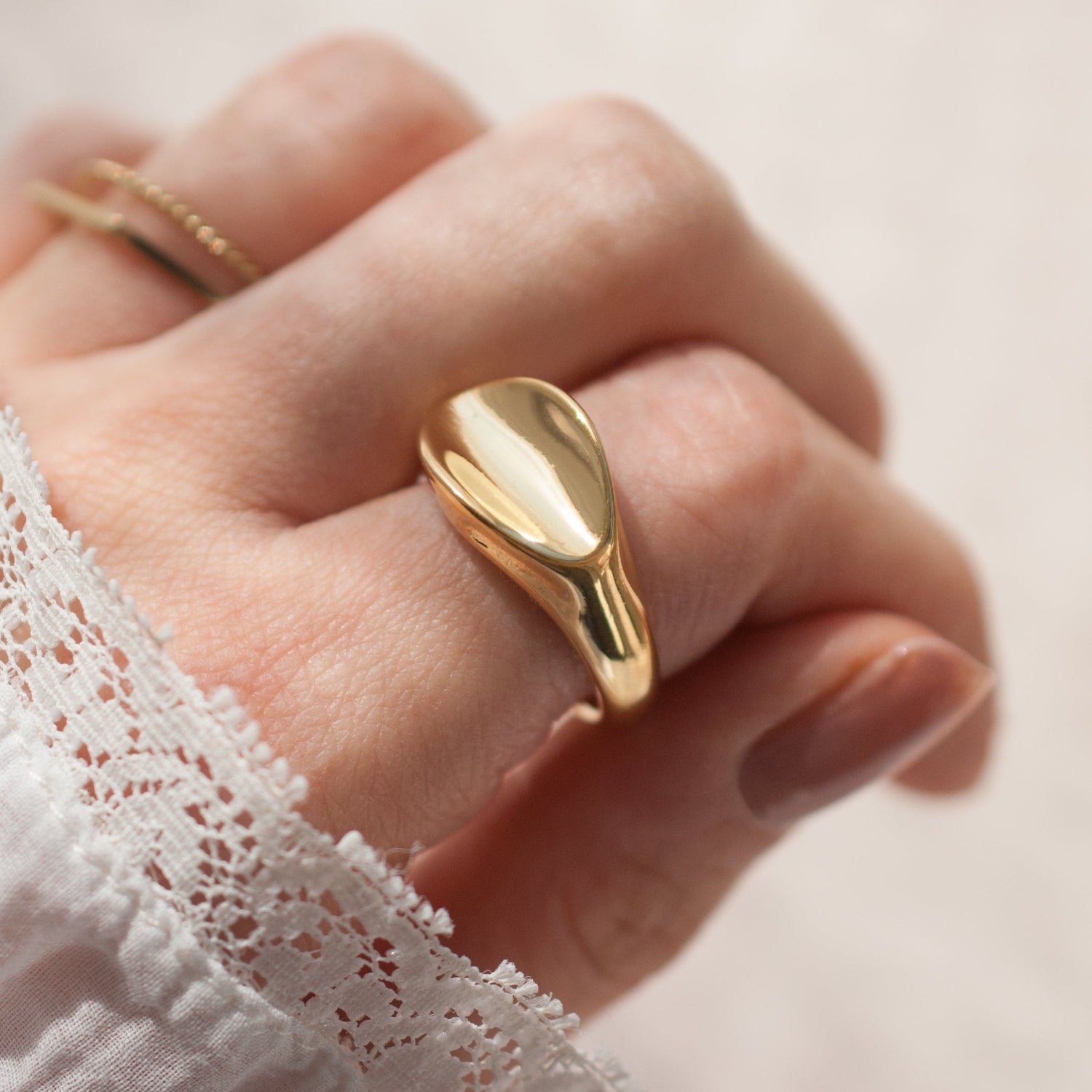 Contour Ring