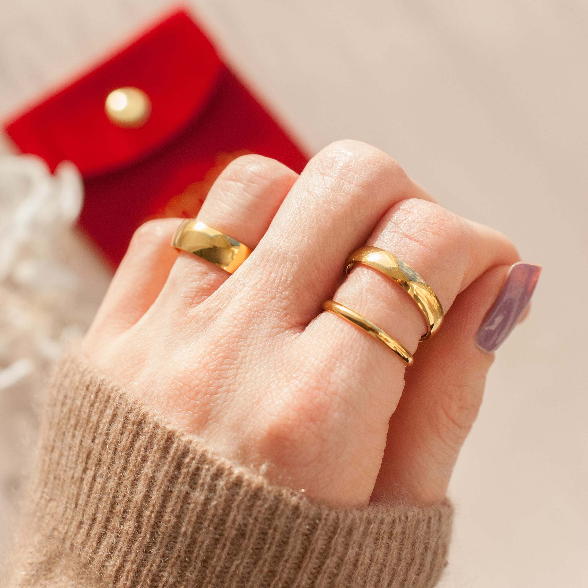 Essential ring | Band