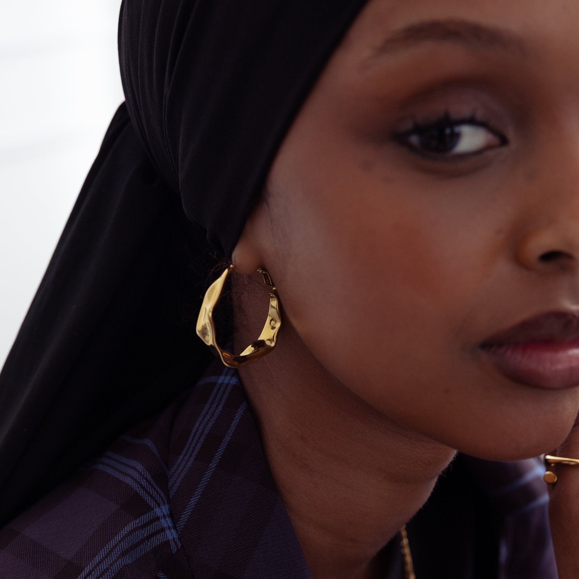 Taksir Hoop Earrings